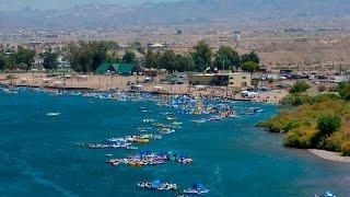 Thousands on Colorado River for Annual River Regatta, Laughlin, Navada - Unravel Travel TV