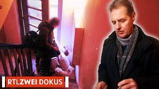 Wohnungsräumung: Gerichtsvollzieher in Berlin | Deutschland - Deine Schulden | RTLZWEI Dokus