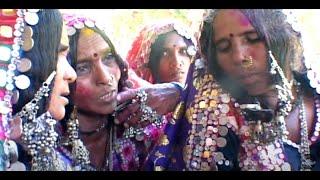 A DAY IN THE LIFE OF A BANJARA - LAMBANI  GYPSY : CELEBRATING HOLI