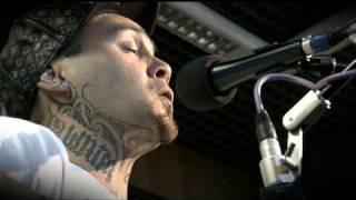 Tiki Taane - User Somebody (Kings Of Leon Cover)
