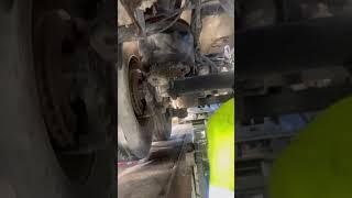 LKW Rad runter klopfen #kfz #lkw #truck #viralvideo #mechanic #shorts #opiosi