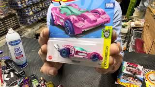 Super treasure hunt favorite comment giveaway. #free #hotwheels