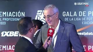 Jorge Fossati llegó a la Gala de Premiación 2023 con directivos de la FPF: ¿Qué dijo?