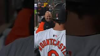 The Orioles new home run celebration just dropped #baseball #celebration