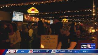 Raise your glass! Hundreds head to local bars to celebrate 'Drinksgiving'