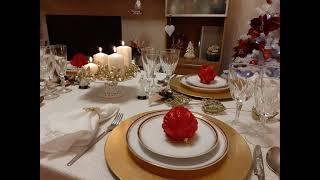 Tavola di Capodanno, rosso, oro, bianco