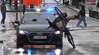 Politie Audi AOB krijgt aanrijding met fietser tijdens spoedrit!