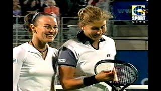 Martina Hingis/Monica Seles vs. Serena Williams/Venus Williams Sydney 2001 R1  re-upload (extended)