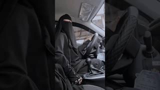 Driving Lady In Burkah|| #car2day #shortvideo #fafarhan #machinelov3r #faf #cars @MACHIN3LOVER