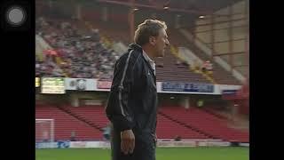 Neil Warnock vs Ade Akinbiyi (Sheffield United v Stoke City) - FIGHT