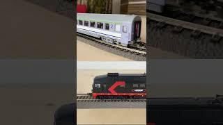 Piko vs. Roco starter set model trains in H0 scale