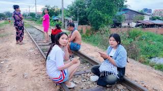 GOOD VIBES! Cambodian People on Railway Line, Simple Life of the Poor in Cambodia