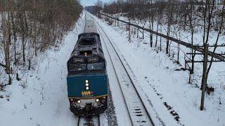 High Speed! VIA 72 at Denfield with Friendly Crew