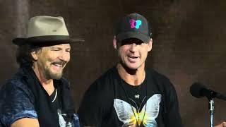 PEARL JAM *JUST BREATHE* live in MELBOURNE EB Research Jonathan Brown 16 NOV 2024 concert 4k 60fps