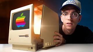 Apple Hid a Secret in the First Mac and Nobody Noticed...