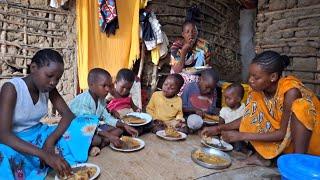 African Village Life of Our Traditional Family on a Rainy Evening#Cooking Delicious Butternut Bread