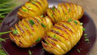 Potatoes with garlic and butter in the oven. Very tasty and easy!