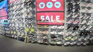 Sneakers shopping in Footlocker and Nike Korea..