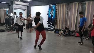 Desi swaggers | Freak-out | breaking | flip n trick |