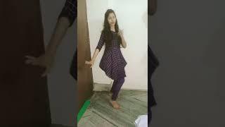 #shortvideo #dance #hindisong #youtubeshorts #video #dance #pritikumari #dancer #shorts