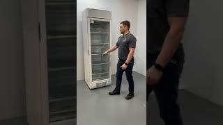 Glass door freezers (single door)