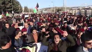 راه‌پیمایی در افغانستان در اعتراض به بازداشت منظور پشتین
