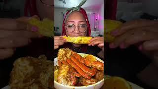 Made a seafood boil       asmr #seafood #seafoodboil #kingcrab #shrimp #snowcrab #mukbang