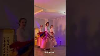 Атмосфера квартирника Чондуна всегда неповторима  #корея #kpop #миринэ
