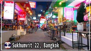 Nightlife alley on Soi Sukhumvit 22