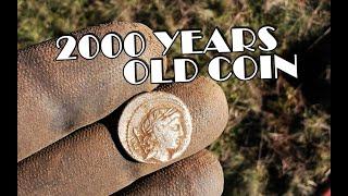 I FOUND ROMAN COINS AND WEAPONS WITH METAL DETECTOR!!