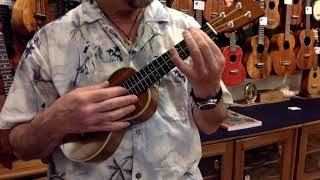 "Goofus" on 1930's Vintage Martin Style 3K Curly Koa Soprano #3503 @ Ukulele Mania, Tokyo