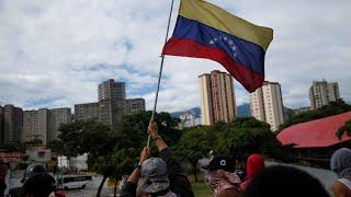 Protestan en Venezuela tras proclamar el régimen como ganador a Maduro