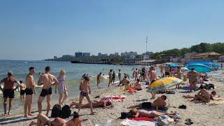 Одеса, сьогодні 24.05.24 на Ланжероні яблуку немає де впасти . Відкриття Aqualand в Лунапарку