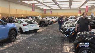 Local vendors hoping lower interest rates lead to more new car sales