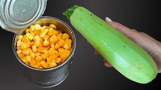 Reiben Sie einfach die Zucchini und geben Sie Mais dazu! So LECKER, dass man kein Fleisch braucht!