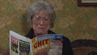 Blanche's love for Howards' Way, and a 'nasty gash' - Coronation Street (9 March 2009)