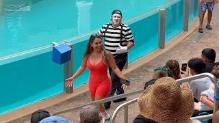 Tom the HILARIOUS SeaWorld Mime (Must-See Comedy Pranks)