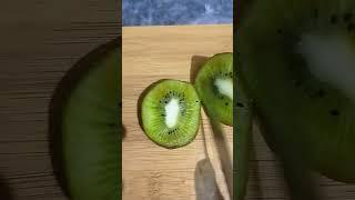 Sour kiwi 