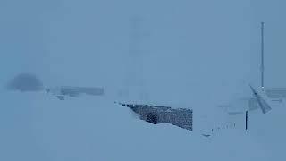 Salang gets over 2 meters of snow | ضخامت برف در سالنگ از دو متر گذشت