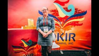 Author Sara Wilson | New York  BookExpo & BookCon America 2018