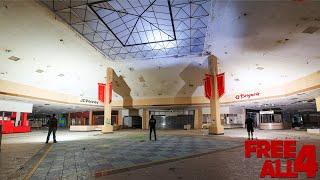 Exploring the Abandoned Sandburg Mall in Galesburg, Illinois!