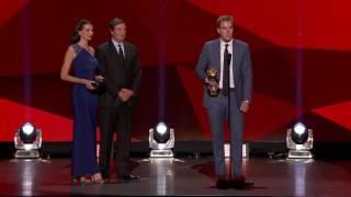 Connor McDavid Wins Hart Trophy over Sidney Crosby | NHL Awards 2017 | (HD)