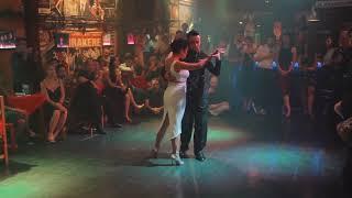 Clarisa Aragón & Jonathan Saavedra dance "Yunta de oro" by Tango Bardo, in Buenosa Aires