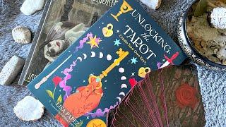 My Experience with Unlocking the Tarot by Lisa Papez