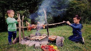 Whole Roasted Chicken cooked in the Forest ️ / Pui la Rotisor gatit in Padure ️