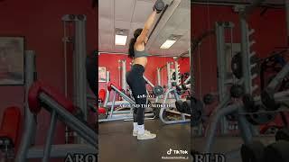 full push day workout for shy girls with @elenachristine_s