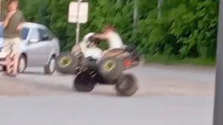 Три шкета на квадроцикле гоняли по городу. Real Video