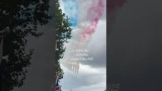 RED ARROWS FLYPAST // VICTORY EUROPE CELEBRATION IN LONDON