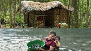 Single Mom - Build House Doors and Windows, catch Clams to sell - Child Care | Phùng Thị Tiên