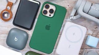 10 MUST HAVE Essential Accessories for YOUR NEW iPhone 13 / iPhone 13 Pro!  | Raymond Strazdas